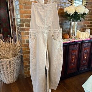We The Free Barrel Style Women's Denim Overalls NWOT